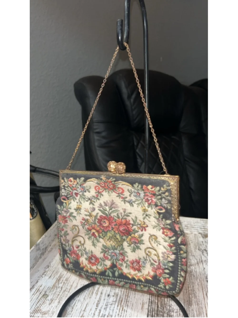 Women's Vintage Floral Tapestry Clutch One Size Black Multicolor